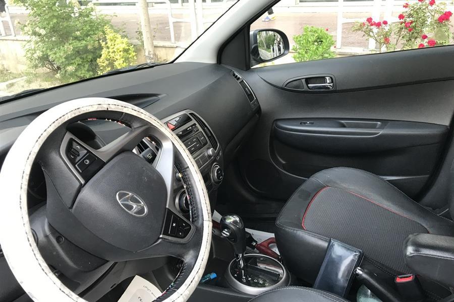 هیوندای  i20 2014